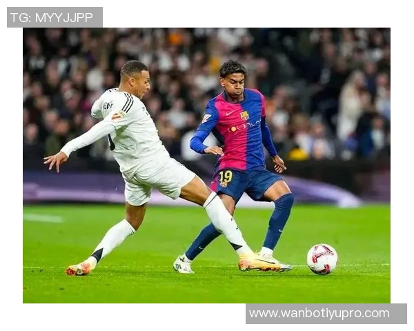 皇马与巴萨均关注墨西哥新星莫拉签约讨论尚早