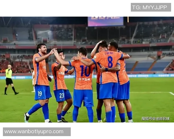 泰山队与玉昆队首发阵容揭晓瓦科彭啸谢文能领衔出战约尼查侯永永参赛